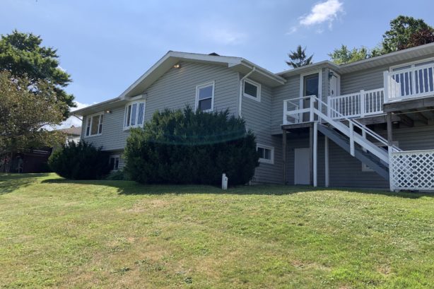 Rear Deck to Bonus Apartment